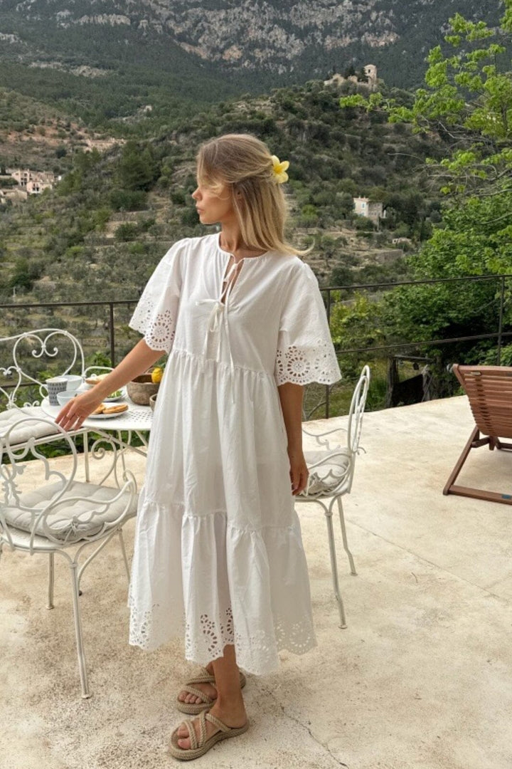 Forudbestilling - BYIC - Luluic Long Dress - white White Kjoler 