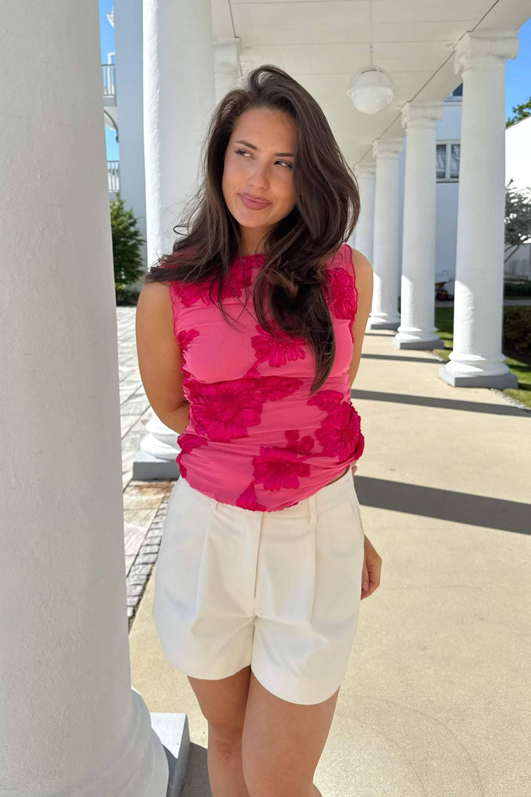 Forudbestilling - BYIC - Miraic Mesh Top A23745 - Fuchsia Pink Flower T-shirts 