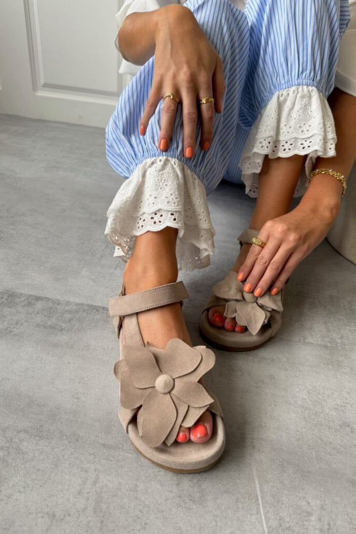 Forudbestilling - Copenhagen Shoes - My Flowers - 0301 Biscuit Sandaler 