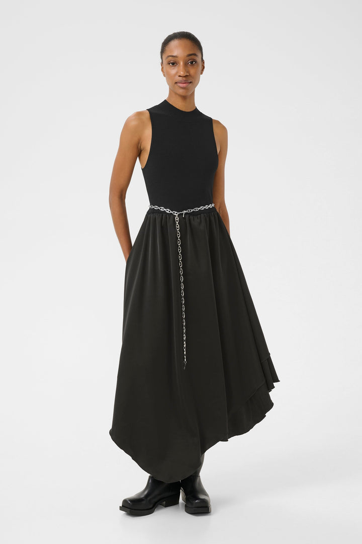 Forudbestilling - Gestuz - Gzsama Sl Dress - 100017 Black Kjoler 