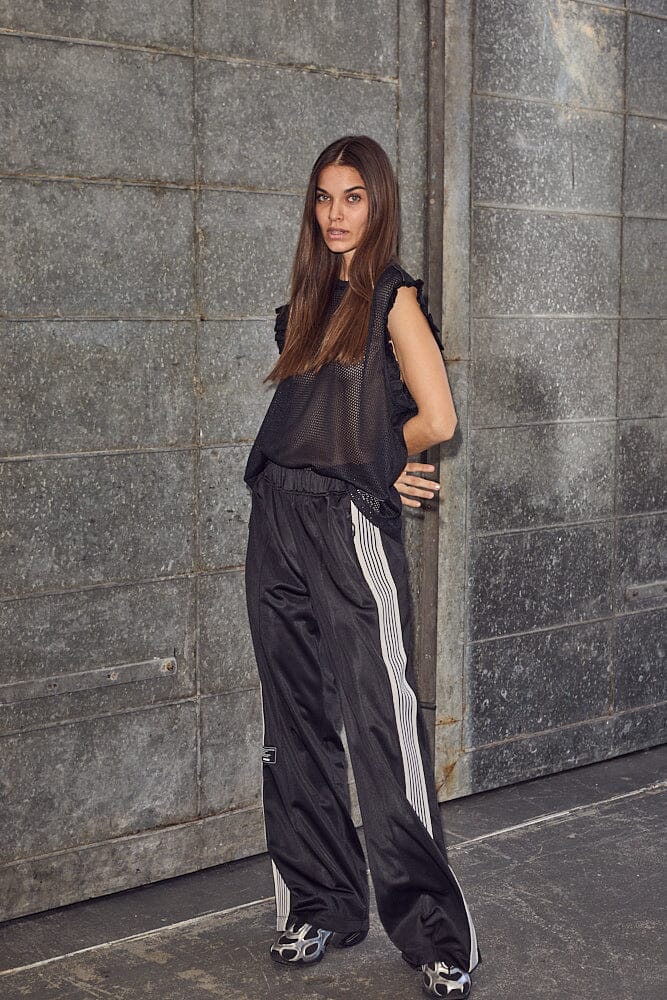 Forudbestilling - Haute L'Amitié - Baggy Track Pants HL10018 - Black Bukser 