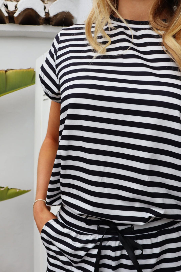 Forudbestilling - Liberte - Alma-U-Tshirt - Black Creme Stripe