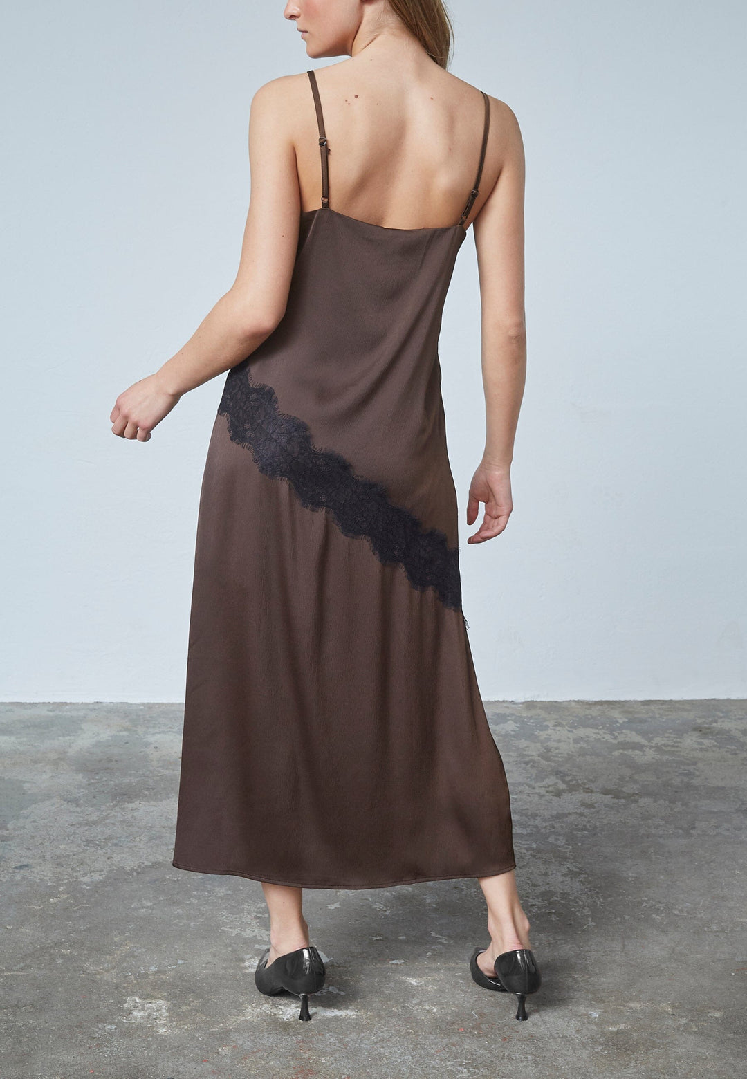 Forudbestilling - Love & Divine - Love1356 18869 - 804 - Chocolate/Black Kjoler 