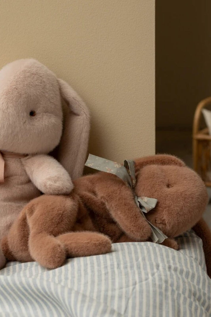 Maileg - Sovende Plyskanin, Lille - Varm Brun - Small