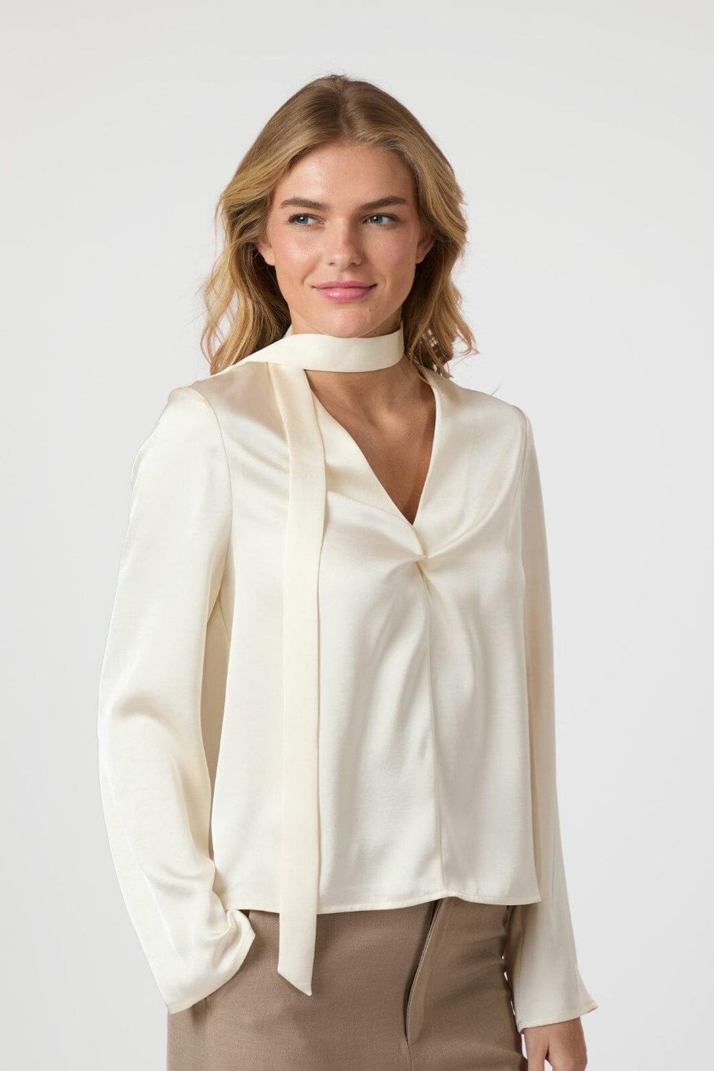 Neo Noir - Susanna Heavy Sateen Blouse 165018 - 621 - Pearl