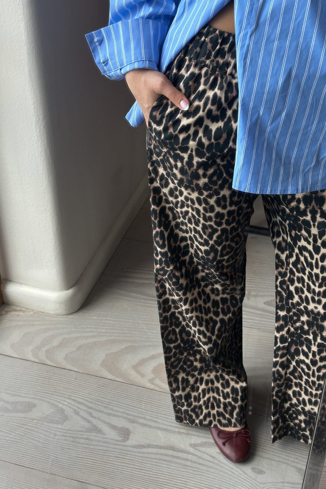 Forudbestilling - Neo Noir - Yana Leo Long Pants - Leopard Bukser 