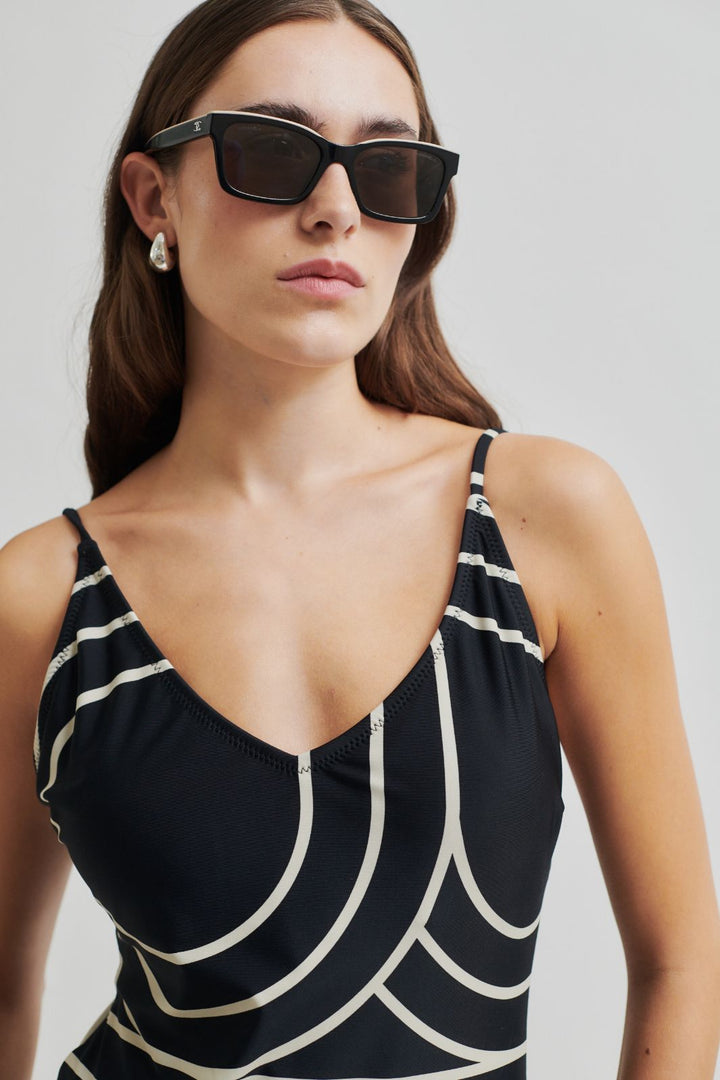 Forudbestilling - Second Female - Signature Swimsuit 59736 - Black Badedragter 