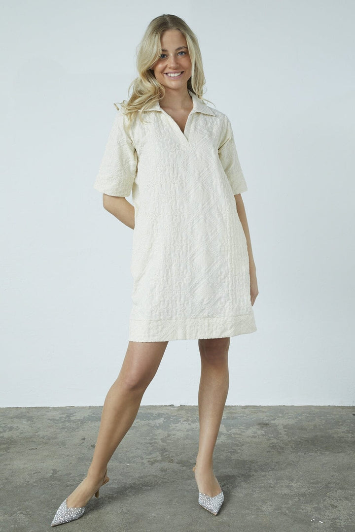 Sisters Point - Inusa-Tunic1 18949 - 116 - Beige