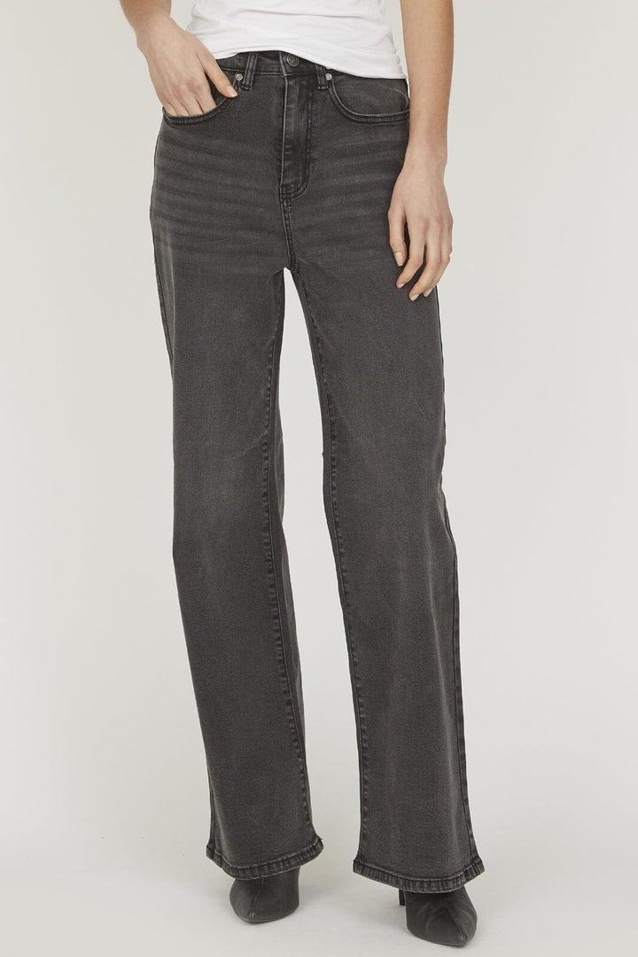 Forudbestilling - Sisters Point - Owi-W.Je8 - 912 M. Grey Wash Jeans 