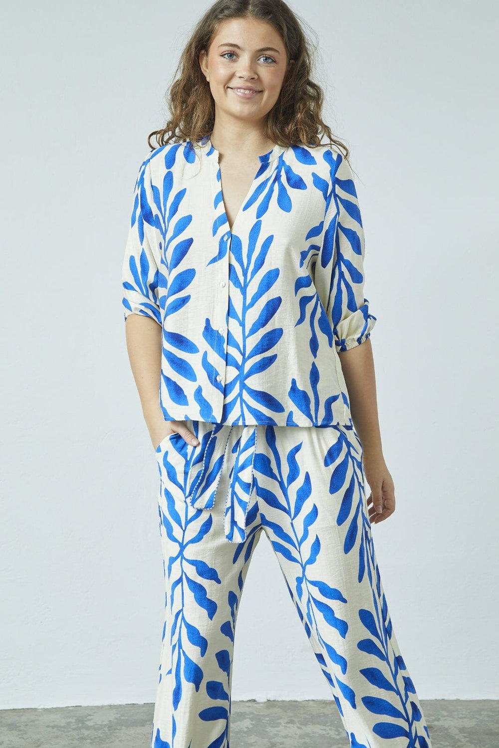 Sisters Point - Viaba-Sh2 18578 - 803 - Cream/Blue