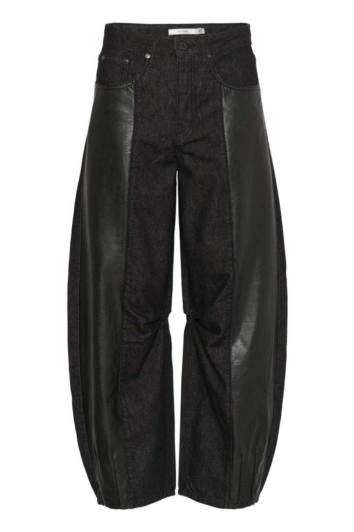 Gestuz - Gzjunia Barrel Jeans 10910571 - 100017 - Black Jeans 