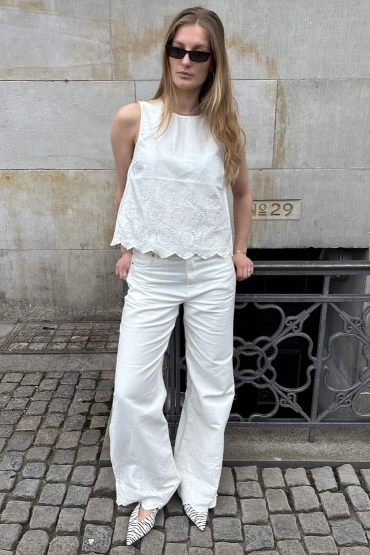 Global Funk - Amarillo Scallop-G - 800 White Jeans 