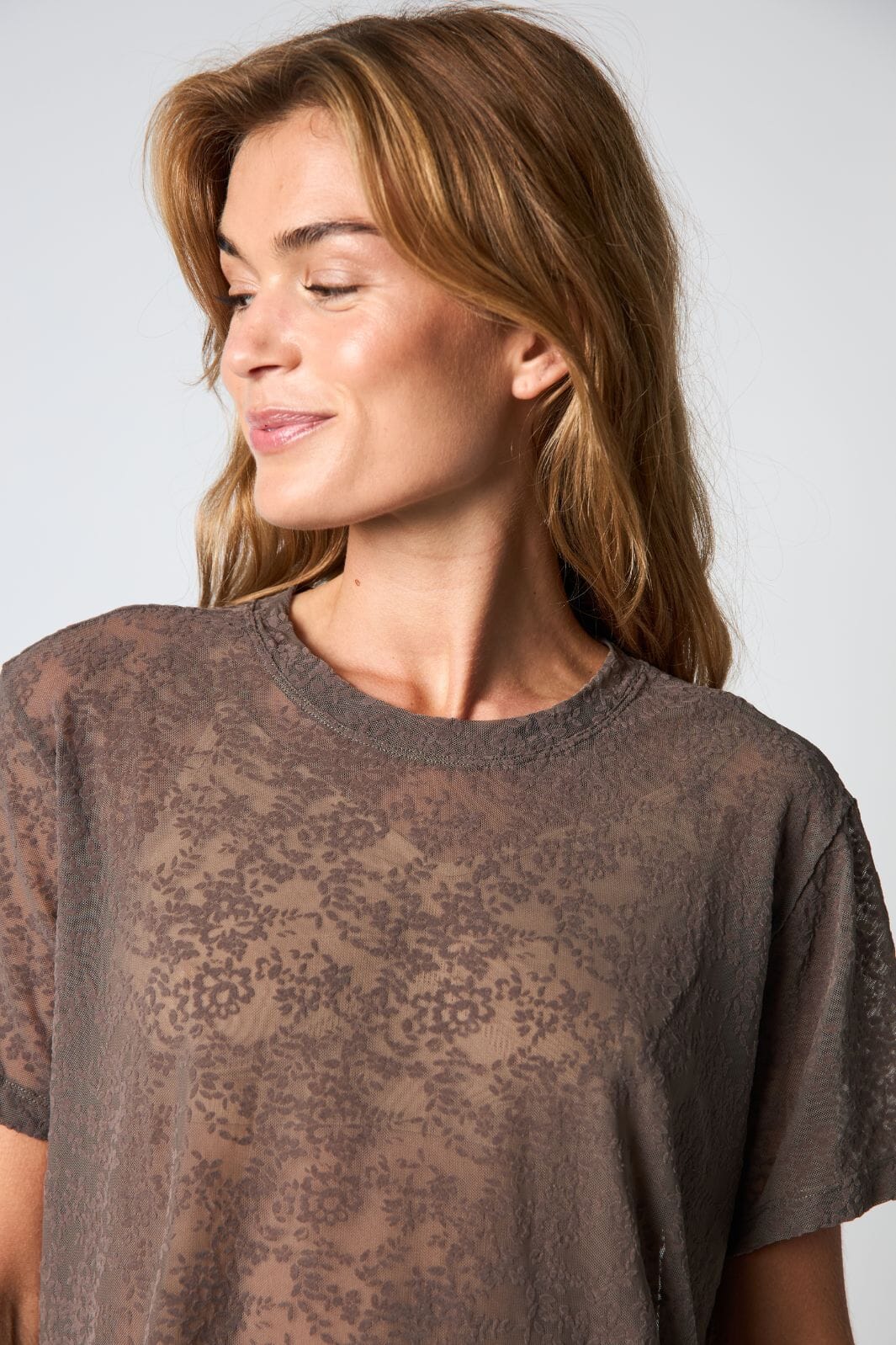 Hype The Detail - Lace Tee Oversiz 852-25 - 2 - Brun T-shirts 