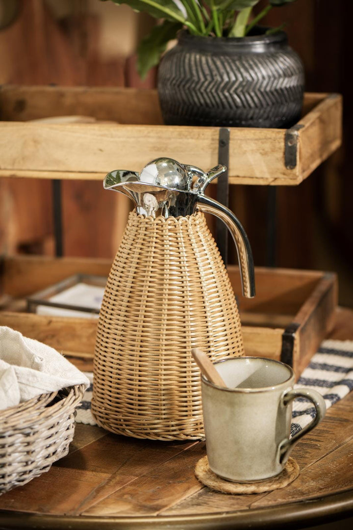 Ib Laursen - Termokande brun polyrattan håndflettet 1,5 ltr - Polyrattan, Rustfrit stål, Plastik - 1619-14