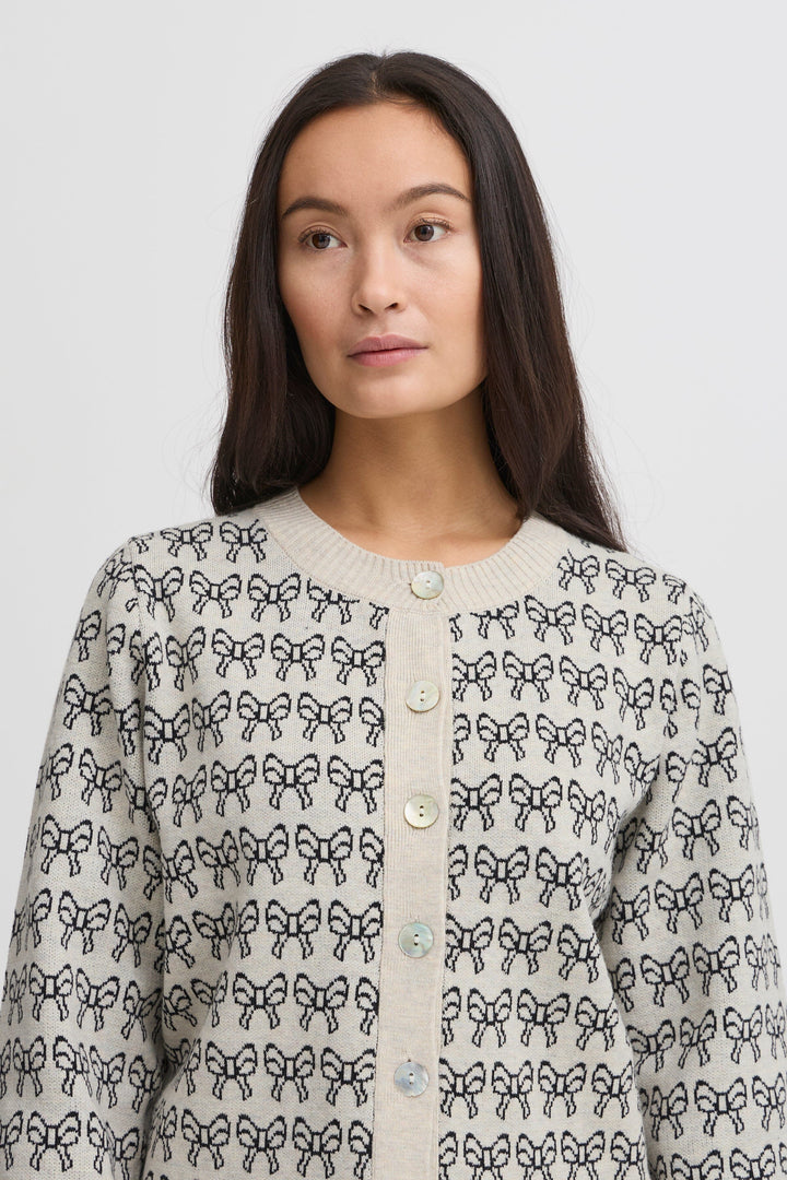 Ichi - Ihbrielle Ca3 - 204262 Oatmeal W. Black Cardigans 