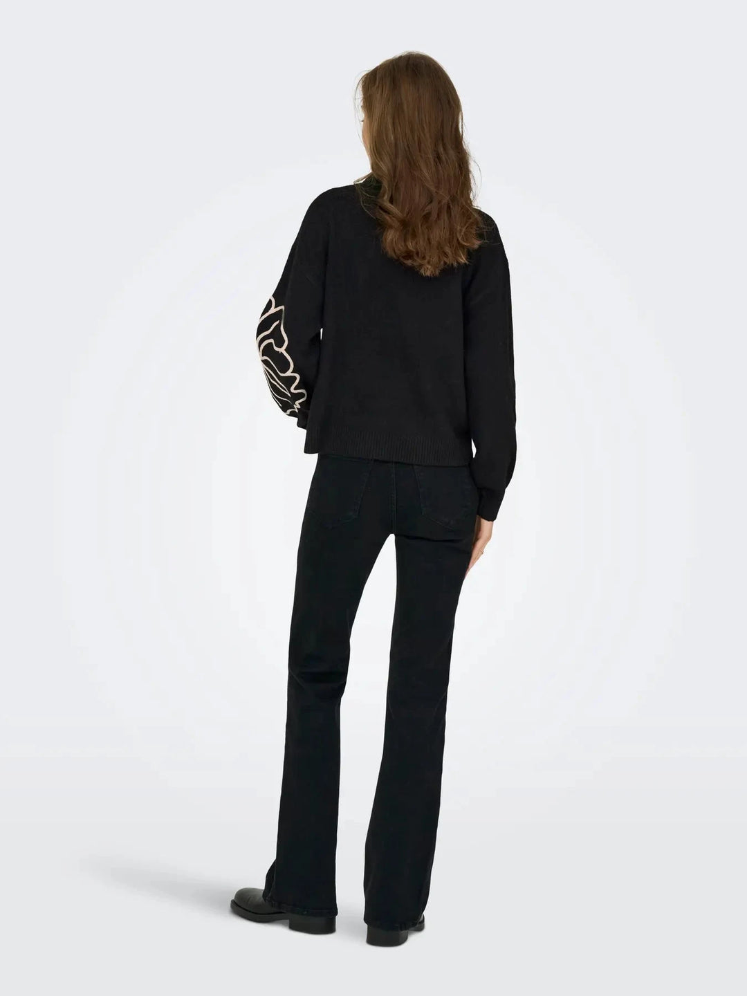 JDY - Jdyjella L/S Flower Pullover Knt - 4907427 Black W. Cement Strikbluser 