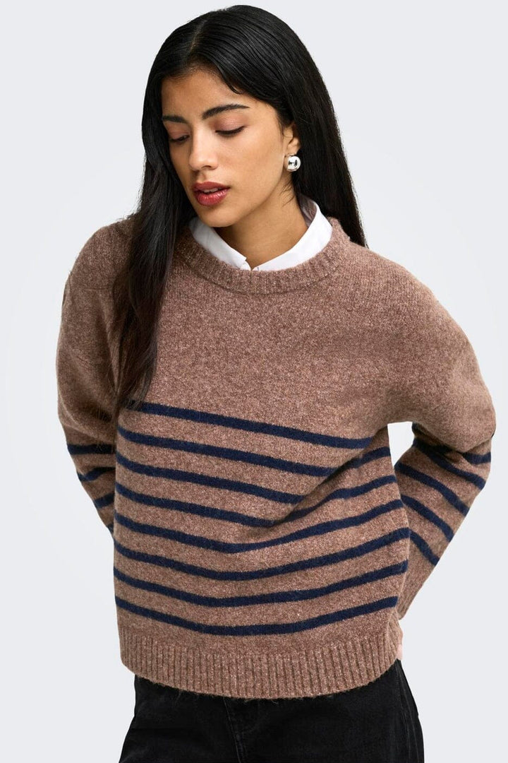 JDY - Jdyneel L/S O-Neck Stripe Pullover Knt - 5121138 Bison Black Iris Thin Stripes