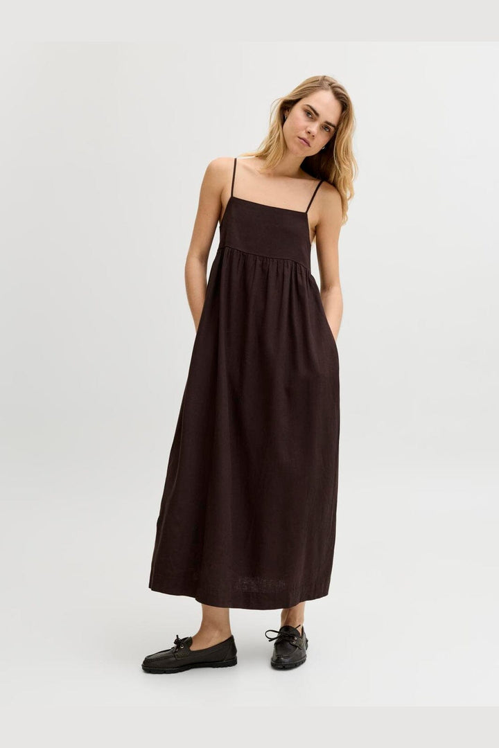 Jjxx - Jxalmira Linen Blend Long Dress - 4906548 Seal Brown