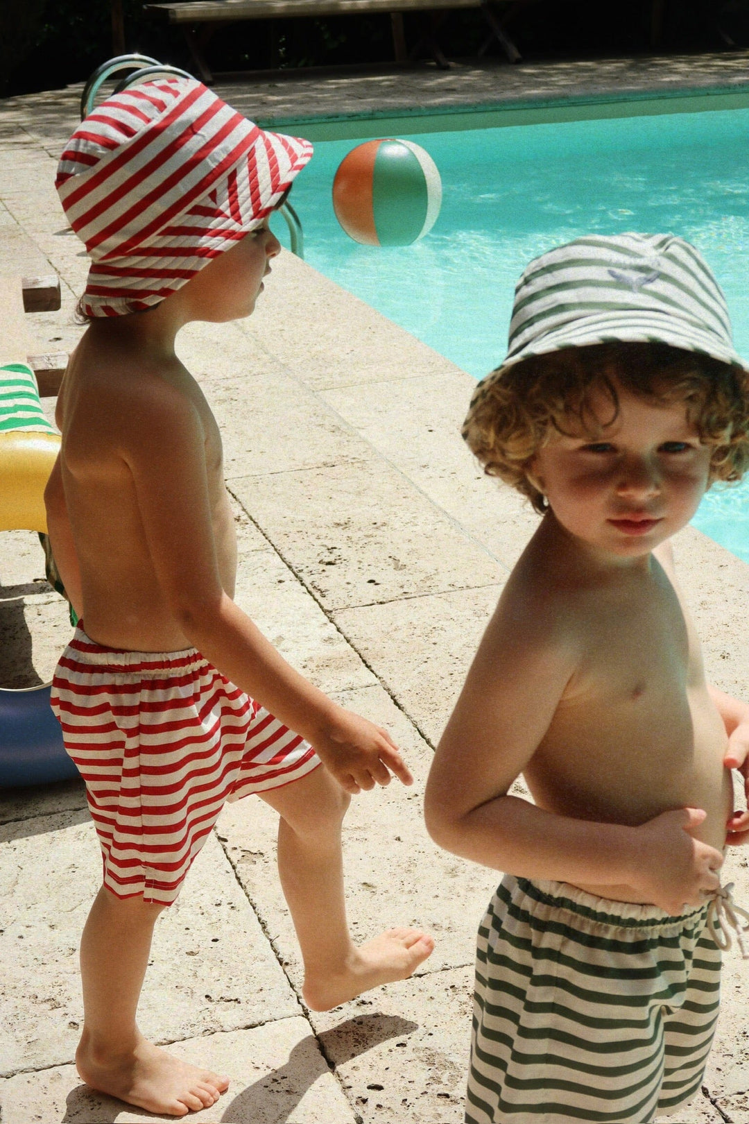 Konges Sløjd - Asnou Swim Shorts Grs Ks104639 - Stripe Verti Shorts 