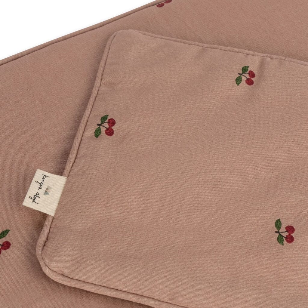 Konges Sløjd - Doll Bedding - Cherry Blush Legetøj 