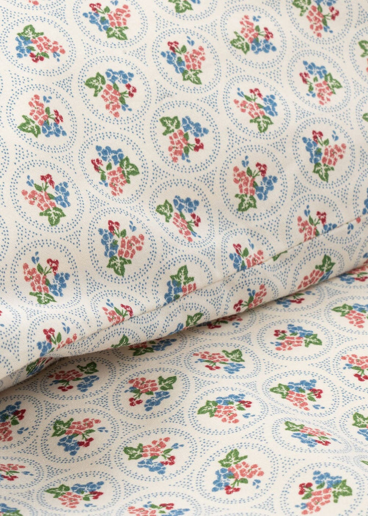 Konges Sløjd - Junior Bedding Gots Ks103833 - Verona Blues Interiør 