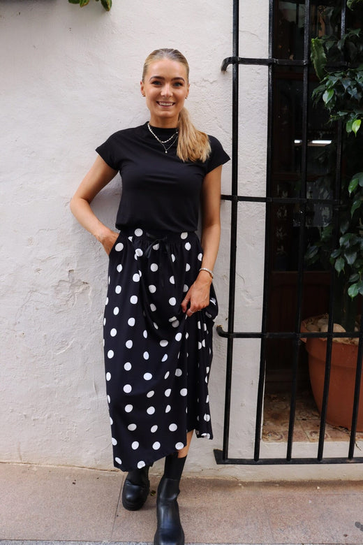 Liberte - Alma-Loose-Skirt 9582 - Black Big Dot