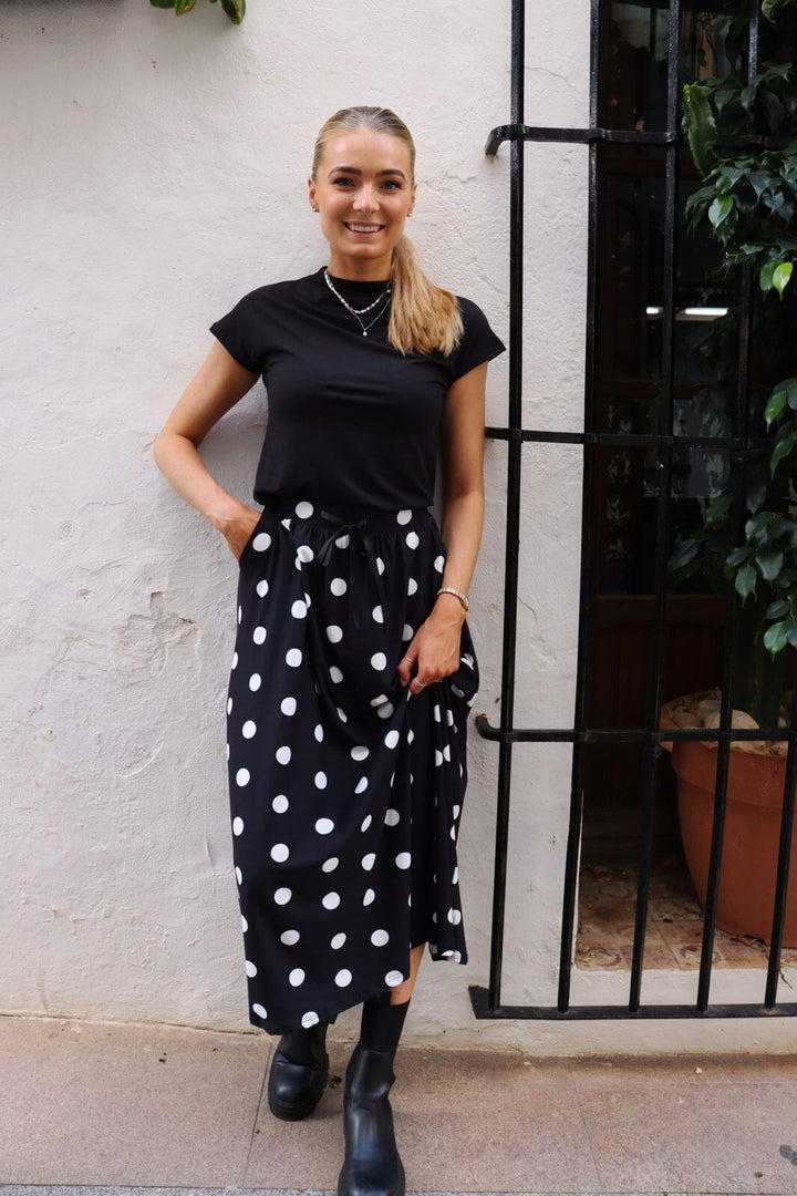 Liberte - Alma-Loose-Skirt 9582 - Black Big Dot