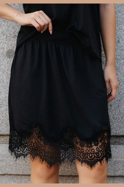 Liberte - Alma Smock Lace Mix Skirt 9599 - Black
