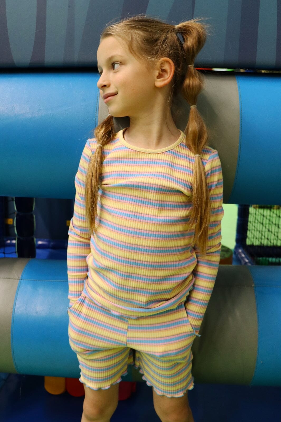 Liberte Ami - Natalia-Ls-Blouse-Kids - Yellow Rose Blue Stripe Bluser 