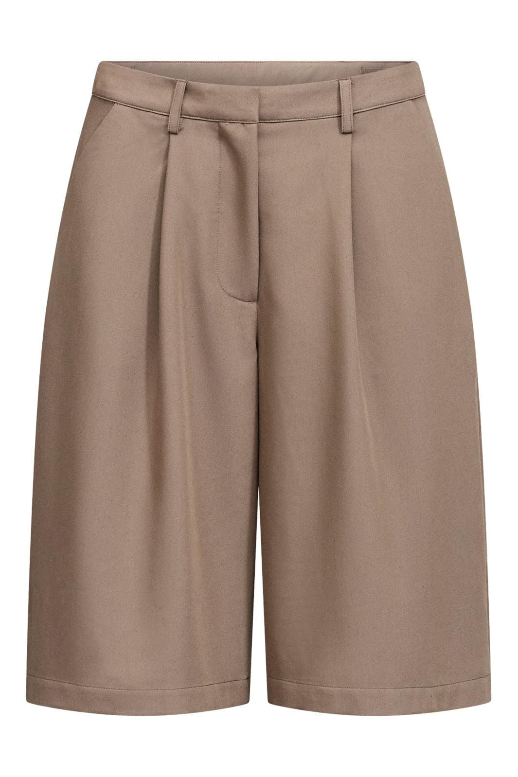 Love & Divine - Love1297 18519 - 205 - Sand Shorts 