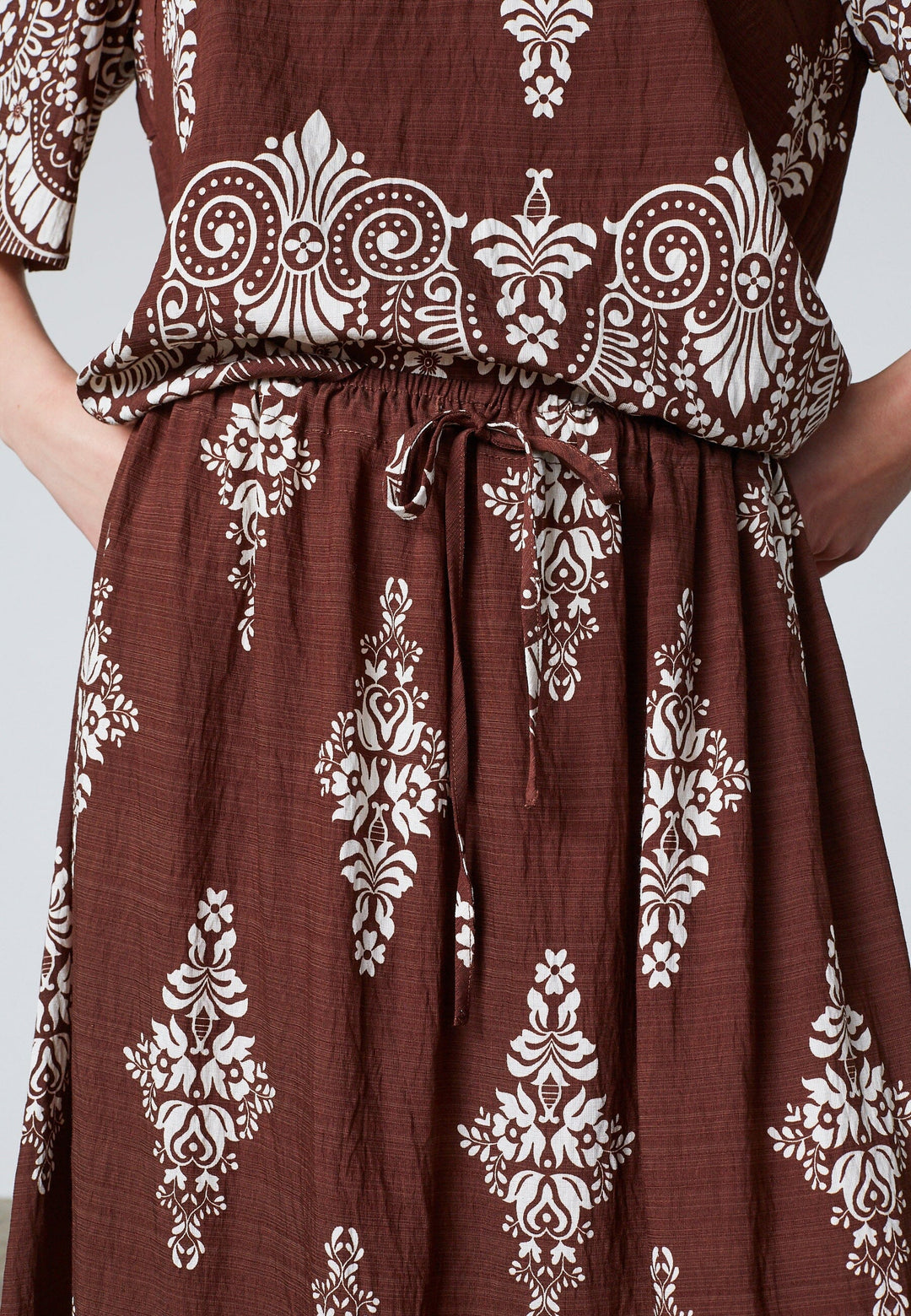 Love & Divine - Love1369 18911 - 800 - Brown/Paisley Nederdele 
