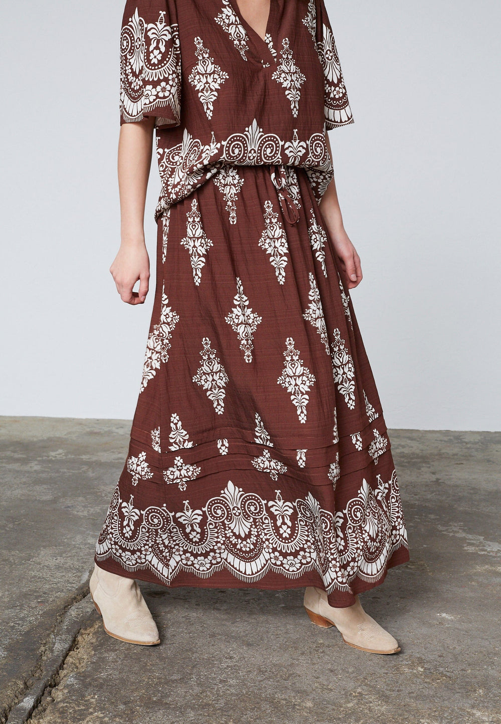 Love & Divine - Love1369 18911 - 800 - Brown/Paisley Nederdele 