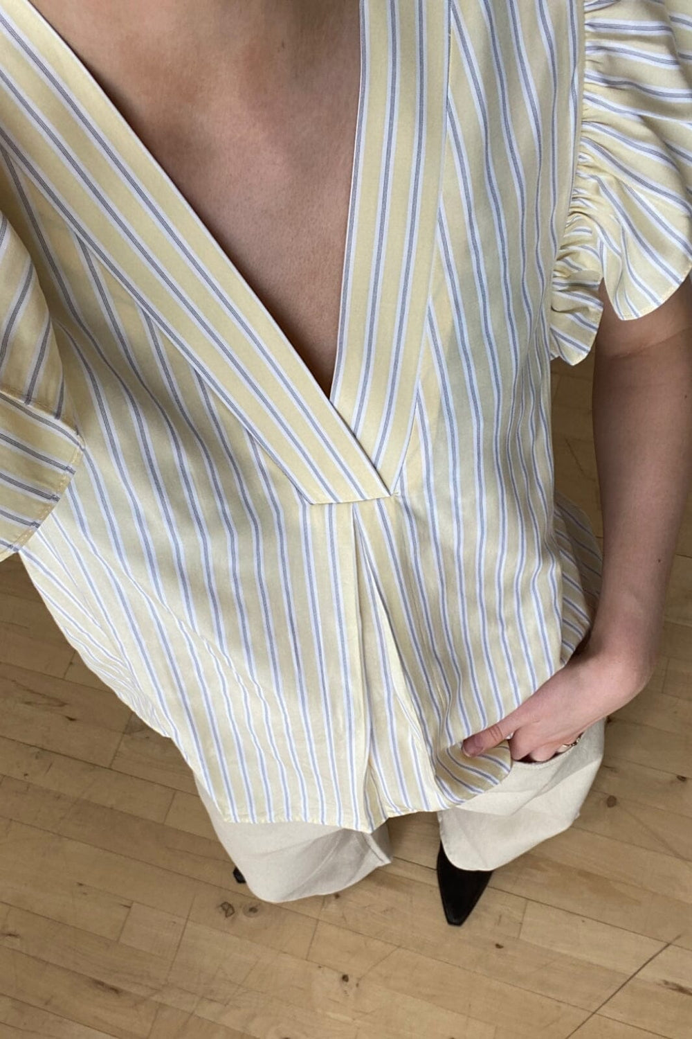 Love & Divine - Love1382 18926 - 830 - Banana/Stripe