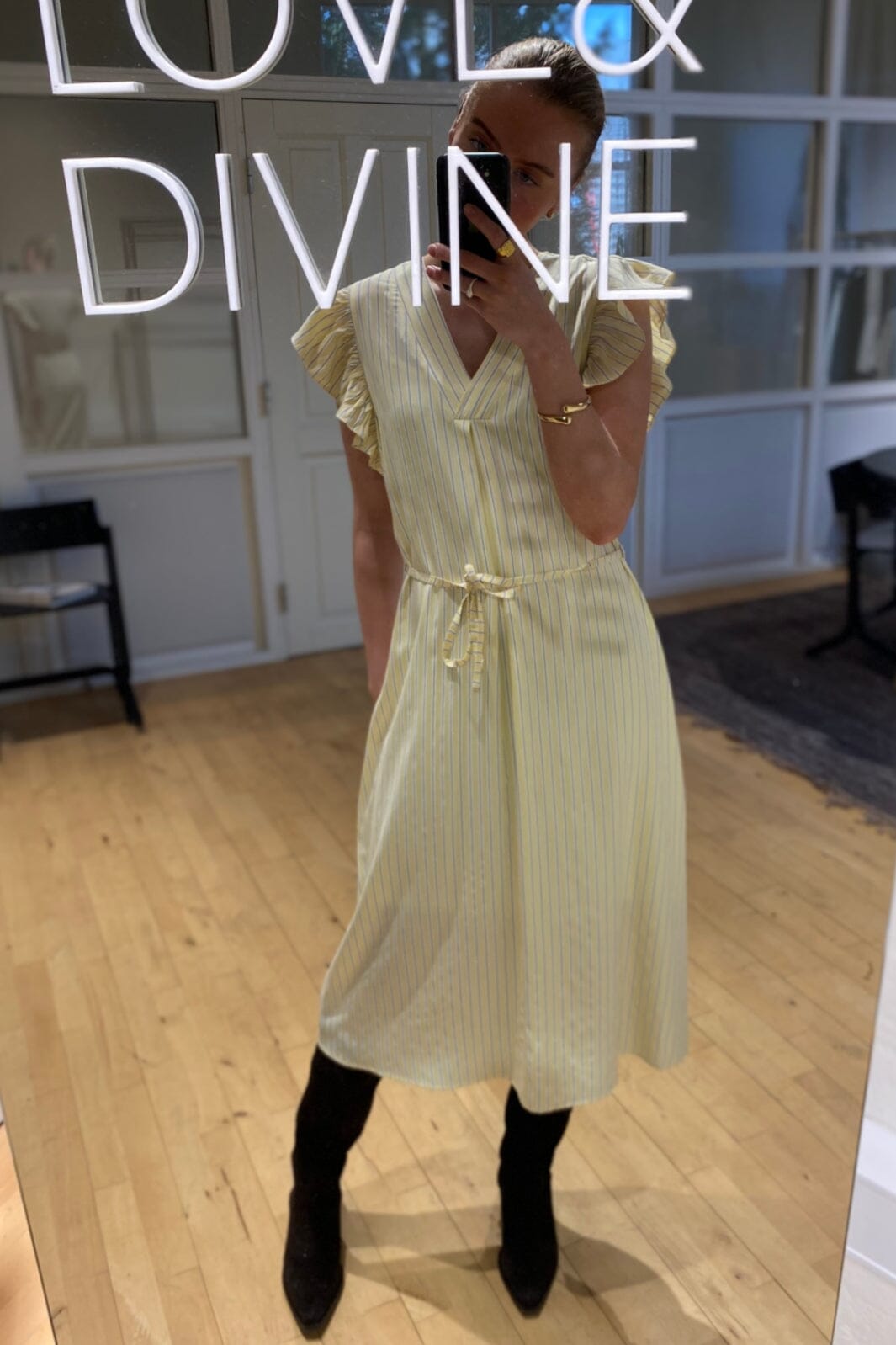 Love & Divine - Love1383 18927 - 830 - Banana/Stripe