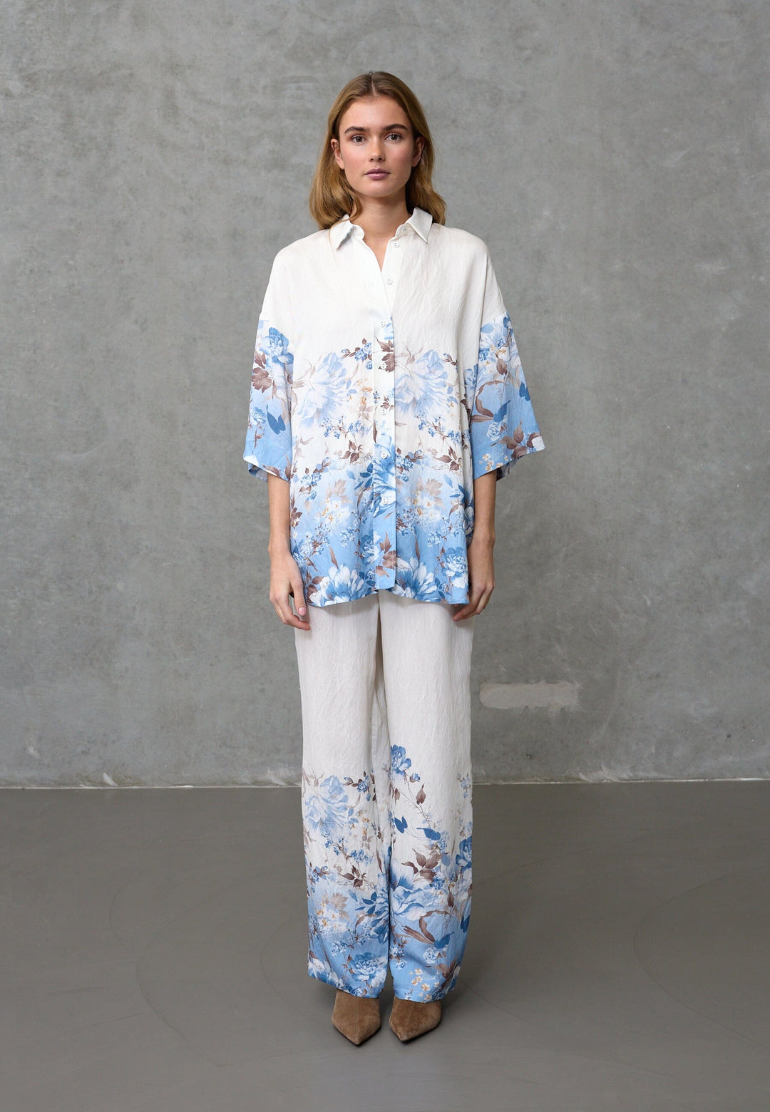 Love & Divine - Love207-44 19857 - 812 - Blue/Brown Flower Bukser 