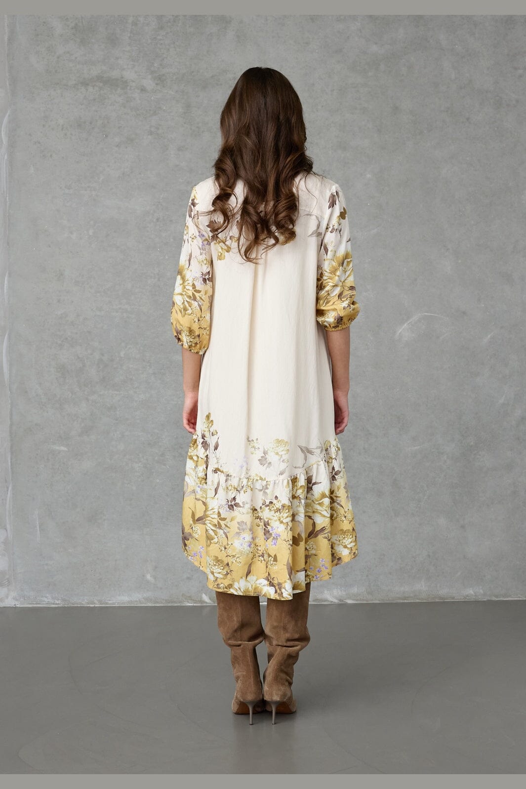 Love & Divine - Love958-10 19855 - 813 - Yellow/Brown Flower