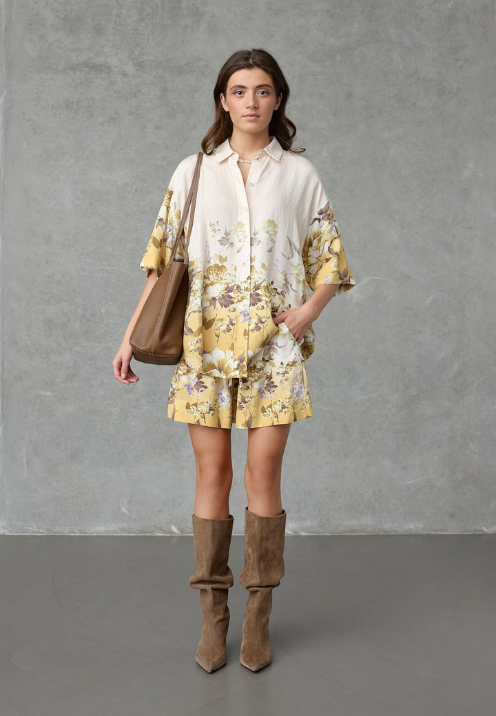 Love & Divine - Love970-13 19858 - 813 - Yellow/Brown Flower Shorts 