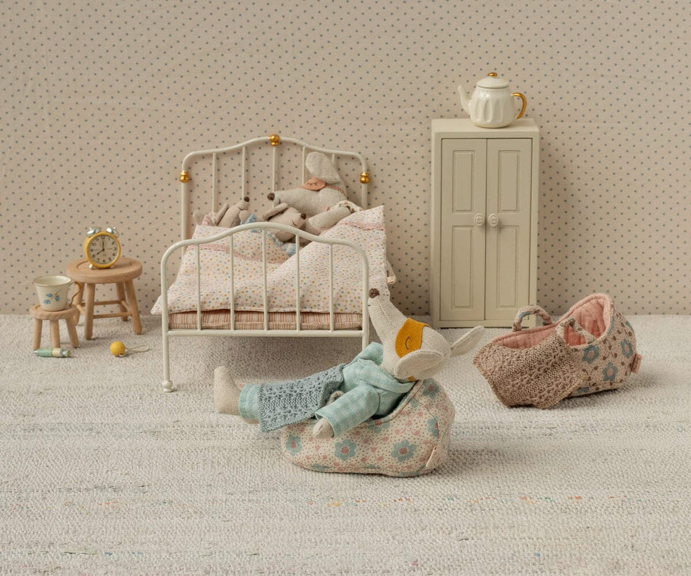 Maileg - Babylift, Baby Mus - Rosa - Baby Mouse Legetøj 