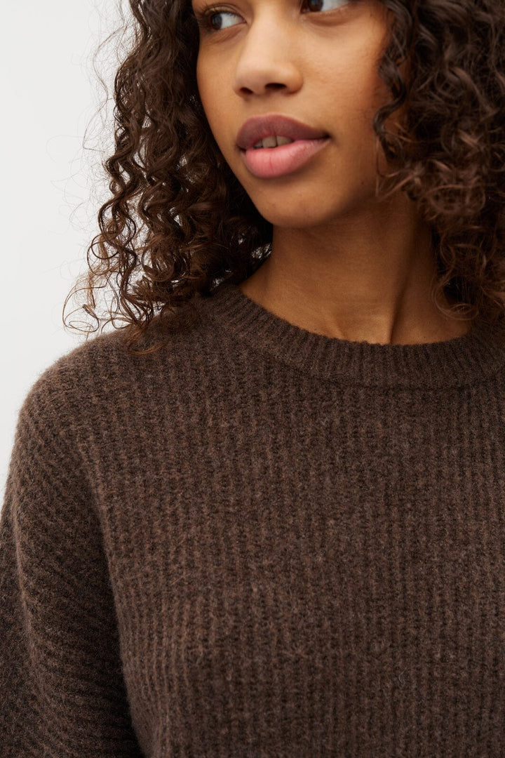 MbyM - Gillian 46326994 - T29 - Java