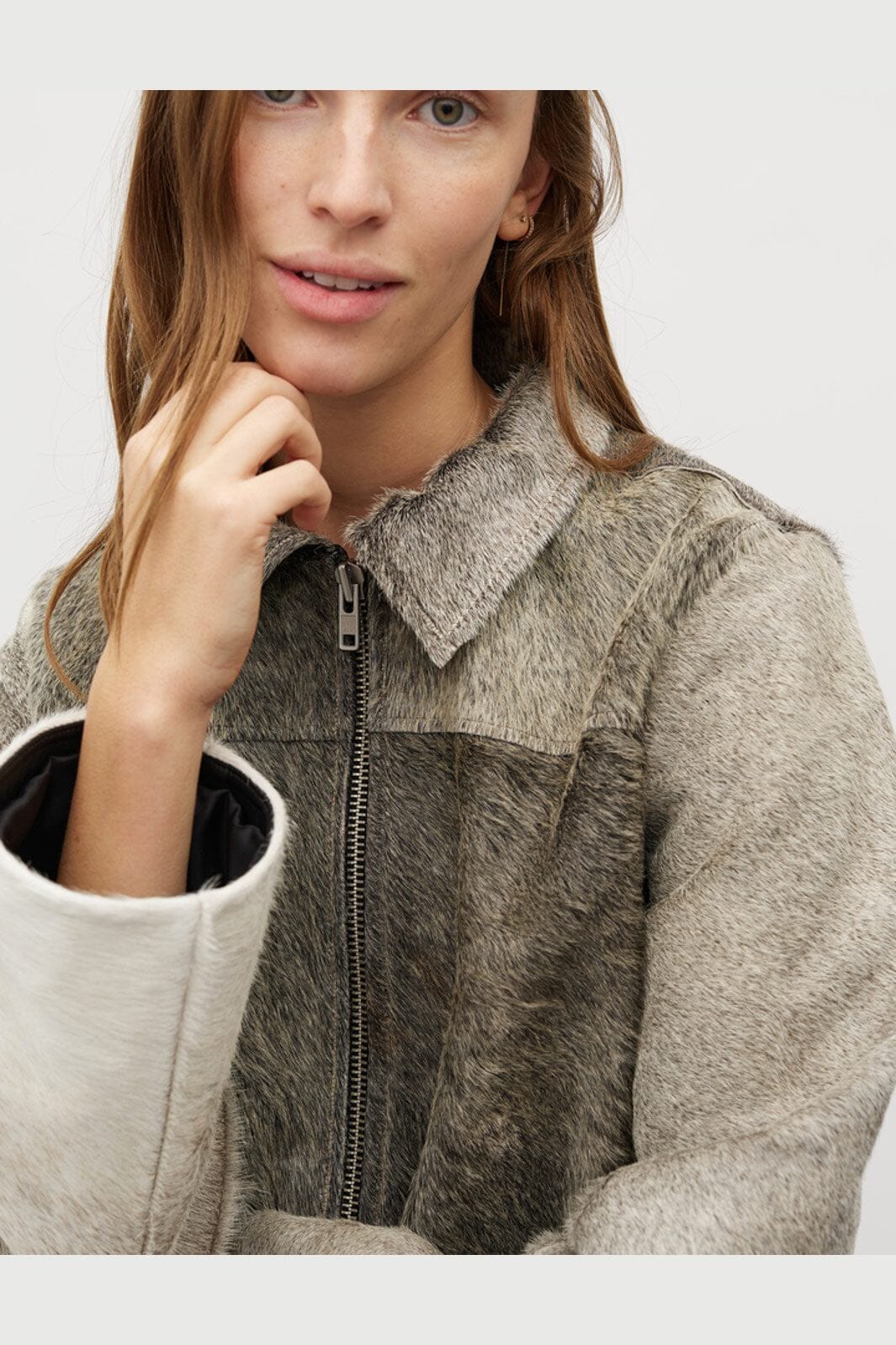 MbyM - Isata-M 62530506 - T23 - Grey Cow