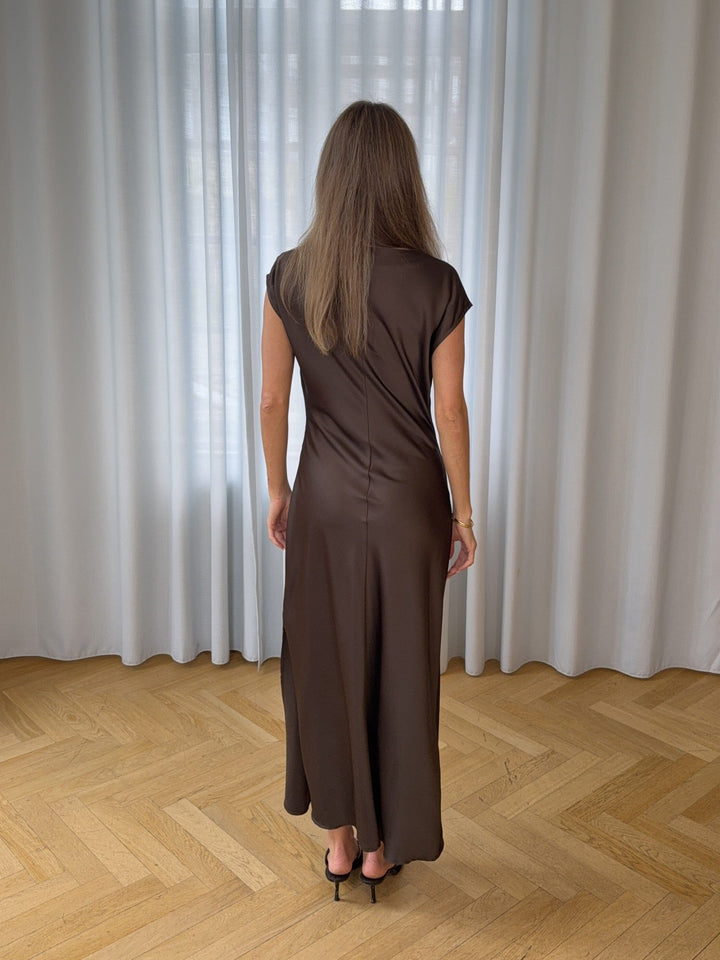 Modström - Tailormd Dress 58386 - 05508 - Seal Brown Kjoler 