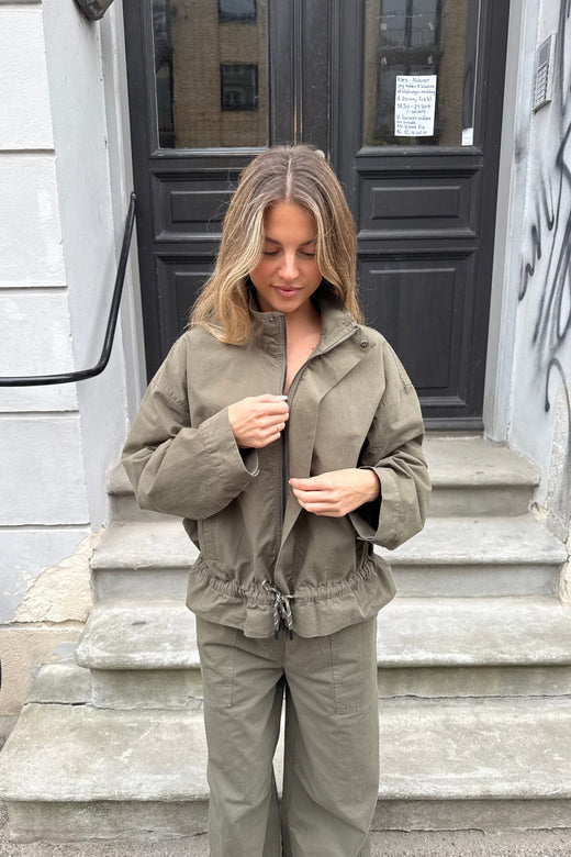 Modström - Uraniamd Jacket 59438 - 2201 - Army Dust Blazere 