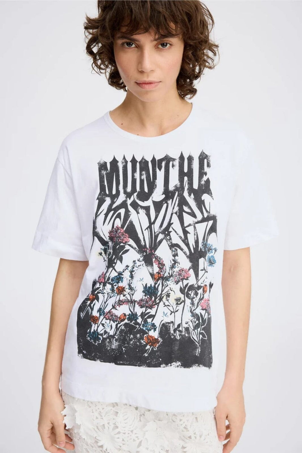 Munthe - Prize 252110325260 - 33 - White