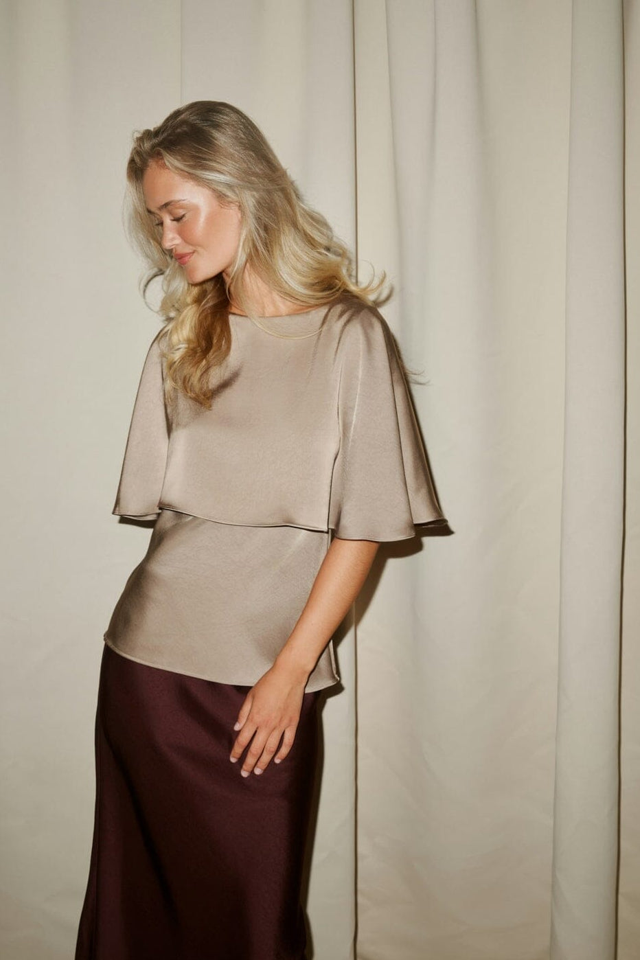 Neo Noir - Danira Heavy Sateen Top 171564 - 811 - Dark Taupe