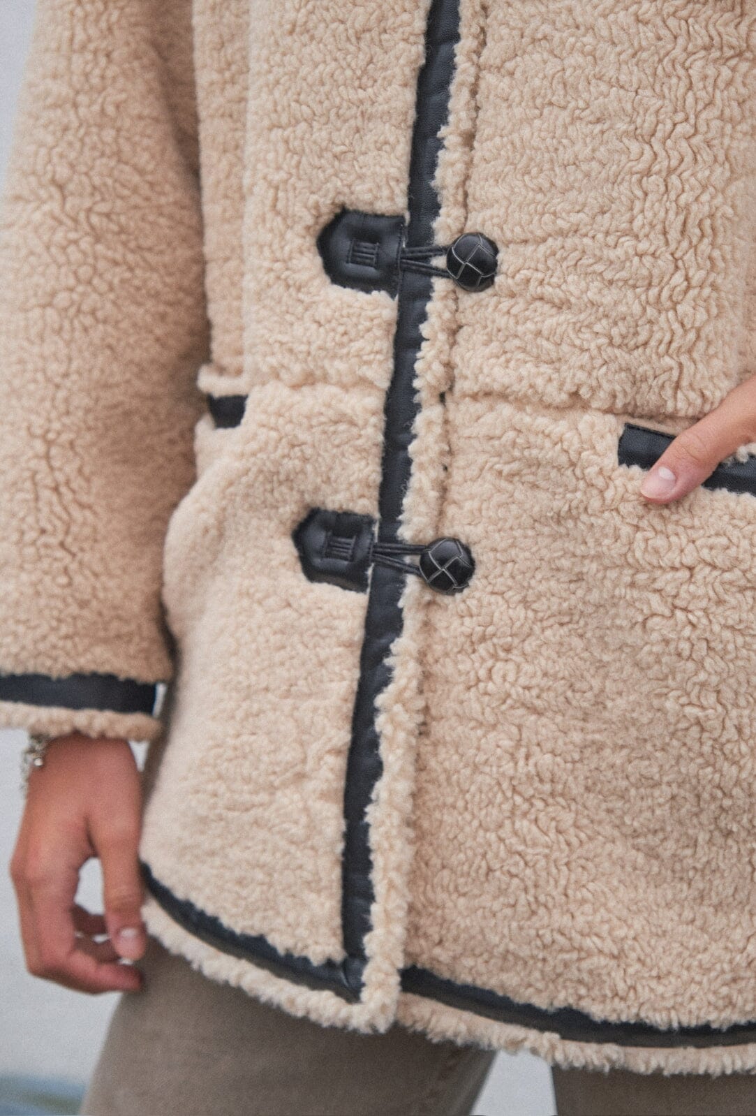 Neo Noir 162042 Camel Shop hos Molly My