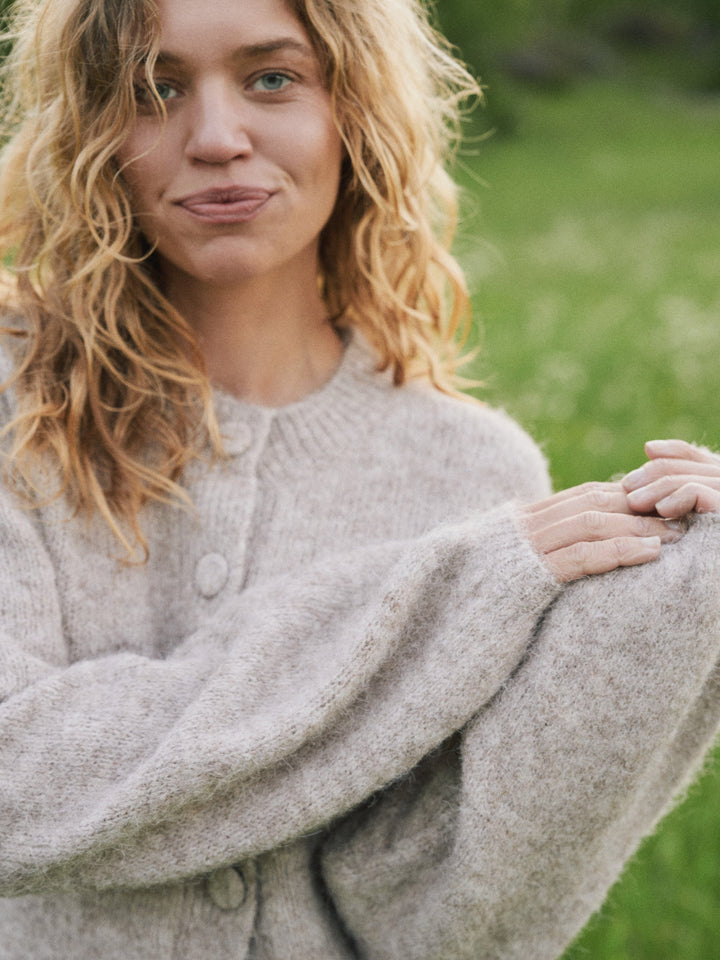 Neo Noir - Gio Fluffy Knit Cardigan 168524 - 976 - Beige Melange Cardigans 