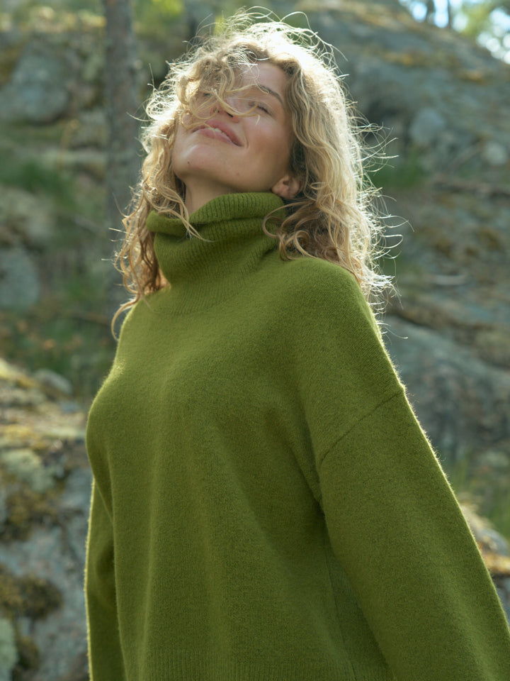 Neo Noir - Naline Knit Blouse 165512 - 340 - Sage Green Strikbluser 