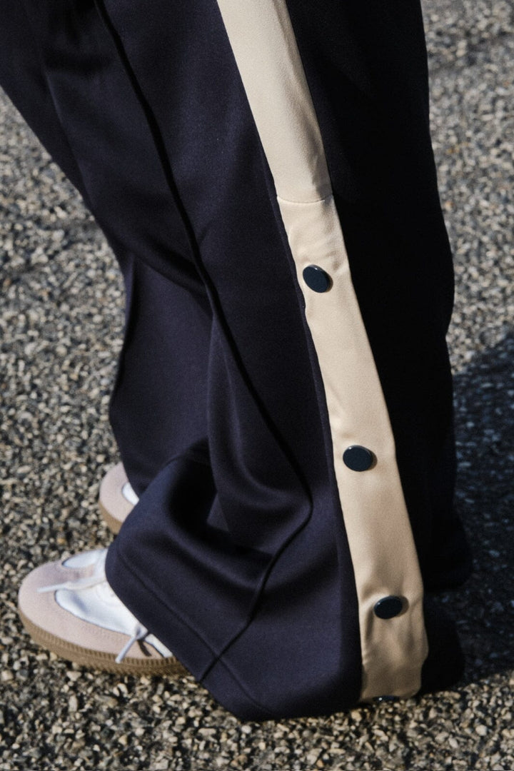 Neo Noir - Puggy Track Suit Pants 164249 - 141 - Navy Bukser 