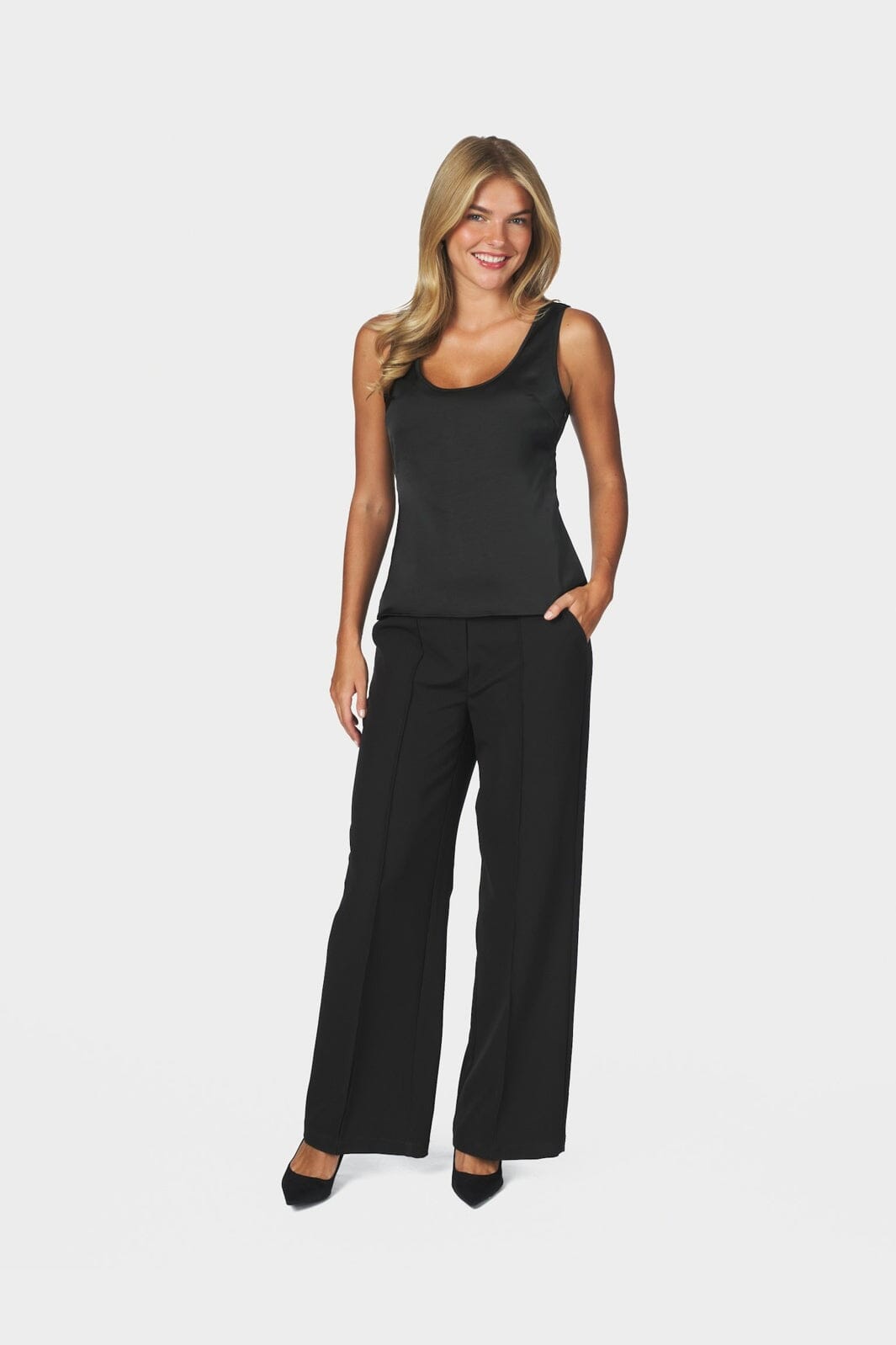 Neo Noir - Renna Heavy Sateen Top 171458 - 100 - Black