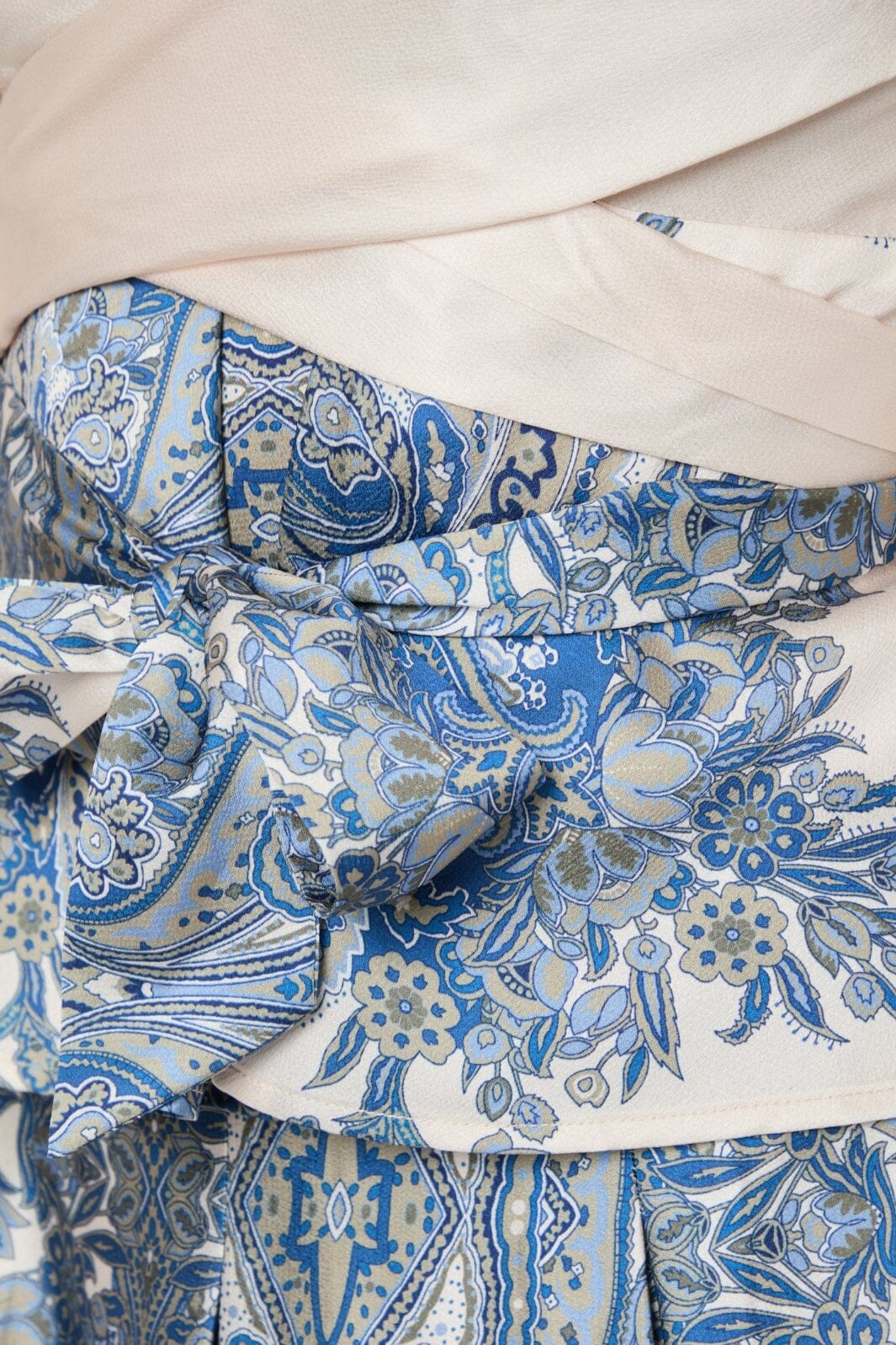Neo Noir - Rista Paisley Border Blouse 166206 - 348 - Ash Blue